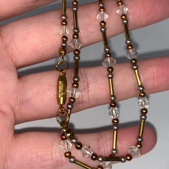 15 Inch Clear and Gold Handmade Beaded Necklace - Picture 6 of 8